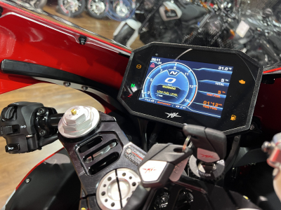 MV Agusta F3 800 RC kit racing  inclus.