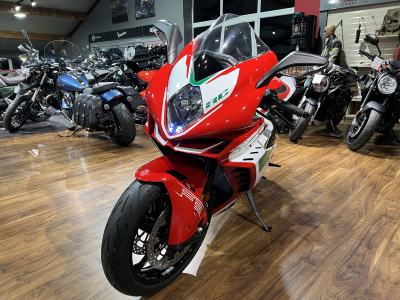 MV Agusta F3 800 RC kit racing  inclus.