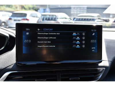 Peugeot 3008 1.2 Hybrid Allure e-DSC6