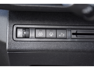 Peugeot 3008 1.2 Hybrid Allure e-DSC6