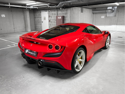 Ferrari F8 Tributo F1 VOLL/20/LIFT/KAMERA/PASSENGER D/CARBON STEERING W