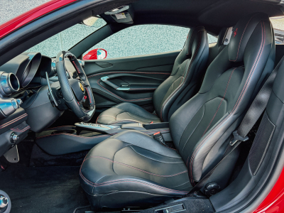 Ferrari F8 Tributo F1 VOLL/20/LIFT/KAMERA/PASSENGER D/CARBON STEERING W