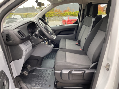 Peugeot Expert 1.5Hdi 130 9 places Navi Apple CarPlay Camera AHK