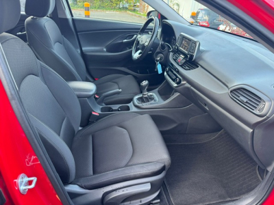 Hyundai i30 HYUNDAI I30 CW TEMPOMAT BLUETOOTH MFL
