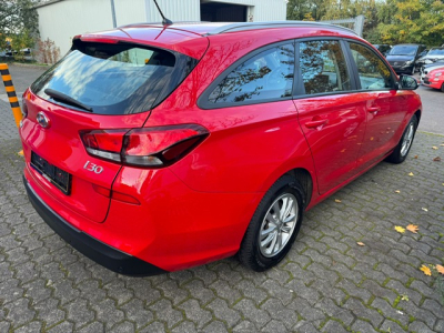 Hyundai i30 HYUNDAI I30 CW TEMPOMAT BLUETOOTH MFL