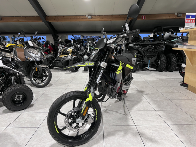 Fantic Motard 50 PERFORMANCE 2T