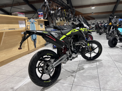 Fantic Motard 50 PERFORMANCE 2T
