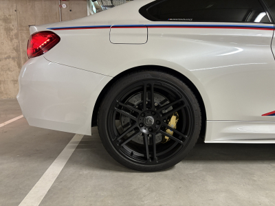 BMW M4 F82 COUPE / M PERFORMANCE/ MANHART/ CERAMIC