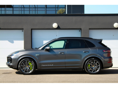 Porsche Cayenne TURBO S E-HYBRID | PANO | PDLS+ | CAMERA 360 | VISION NOCTURNE | ACC | SPORT CHRONO | ATTELAGE | SOFT CLOSE