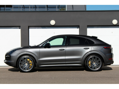 Porsche Cayenne Coupé Turbo S E-Hybrid 680ch | PDLS+ | HUD | BOSE | ALCANTARA | PANO |