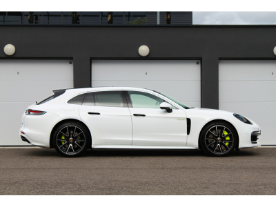 Porsche Panamera 4S E-HYBRID SPORT TURISMO |