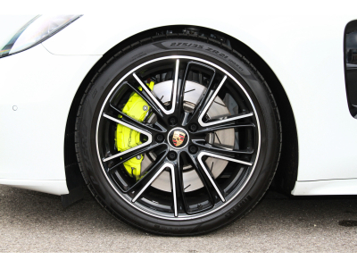 Porsche Panamera 4S E-HYBRID SPORT TURISMO |