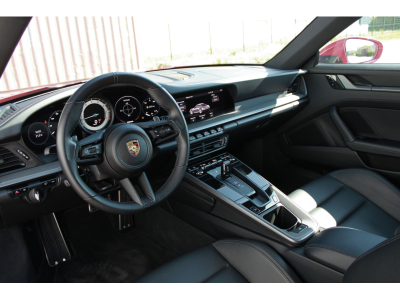 Porsche 911 (992) CARRERA S | PDLS | ECHAPPEMENT SPORT | CUIR ETENDU | CARPLAY