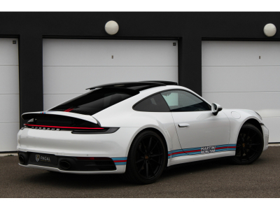 Porsche 911 (992) CARRERA