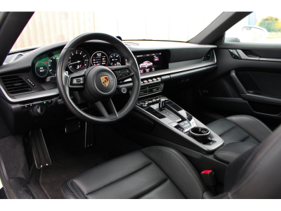 Porsche 911 (992) CARRERA