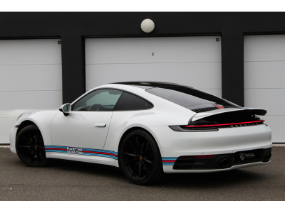 Porsche 911 (992) CARRERA