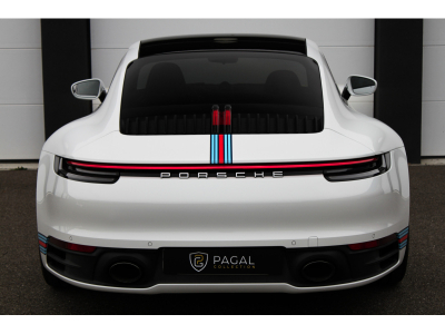 Porsche 911 (992) CARRERA