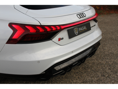 Audi e-tron GT RS | SUZUKA | CERMAMIC | ACC | NIGHTVISION