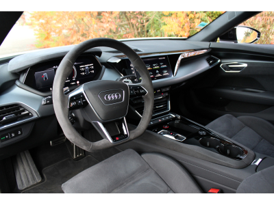 Audi e-tron GT RS | SUZUKA | CERMAMIC | ACC | NIGHTVISION