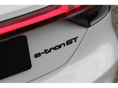 Audi e-tron GT RS | SUZUKA | CERMAMIC | ACC | NIGHTVISION