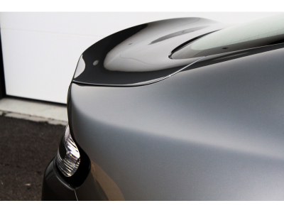 Aston Martin V12 Vantage S FRANCAISE | SUIVI | CARBONE | HAMMERHEAD SILVER | HOUSSE | CHARGEUR