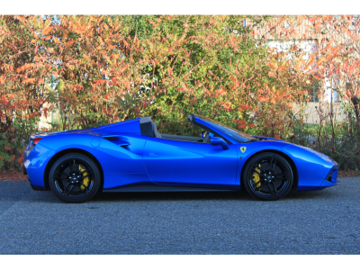 Ferrari 488 Spider | BLU CORSA | TORTORA | CARBON | LIFT