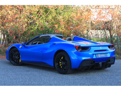 Ferrari 488 Spider | BLU CORSA | TORTORA | CARBON | LIFT