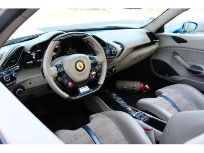 Ferrari 488 Spider | BLU CORSA | TORTORA | CARBON | LIFT