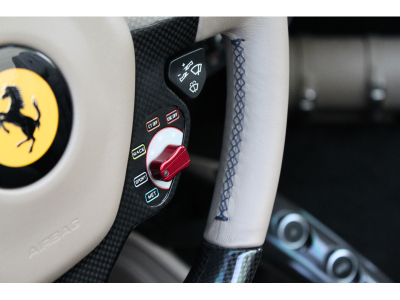 Ferrari 488 Spider | BLU CORSA | TORTORA | CARBON | LIFT