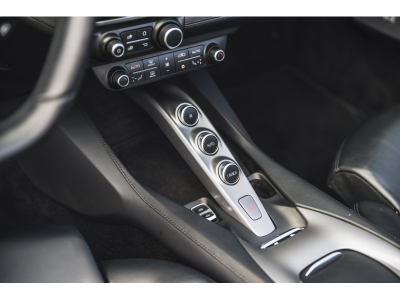 Ferrari Portofino HELE | CAMERA | JBL | TVA