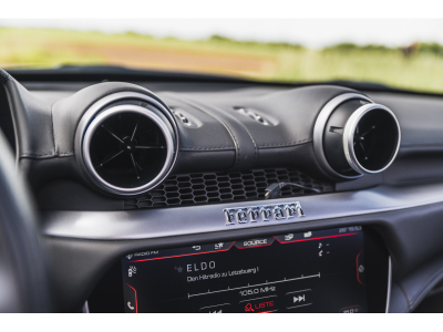 Ferrari Portofino HELE | CAMERA | JBL | TVA