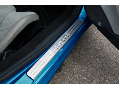 Ferrari 488 Spider SPIDER | CARBONE | BLU CORSA | TORTORA