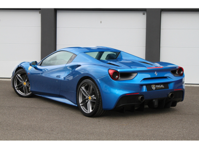 Ferrari 488 Spider SPIDER | CARBONE | BLU CORSA | TORTORA