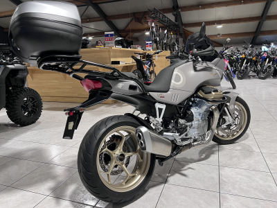 Moto Guzzi V 100 Marina