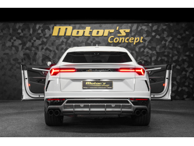 Lamborghini Urus V8 - BIANCO ICARUS METALLIC