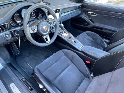Porsche 991 911 Targa 4 GTS - 20