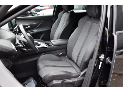 Peugeot 5008 1.2 PureTech Allure EAT8