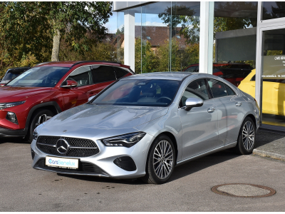 Mercedes-Benz CLA 180 CDI Progressive 8G-DCT