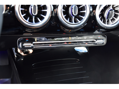 Mercedes-Benz CLA 180 CDI Progressive 8G-DCT