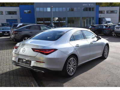 Mercedes-Benz CLA 180 CDI Progressive 8G-DCT