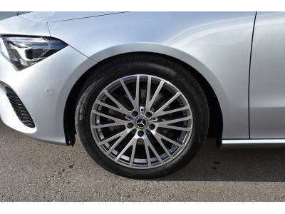 Mercedes-Benz CLA 180 CDI Progressive 8G-DCT