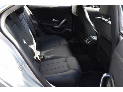 Mercedes-Benz CLA 180 CDI Progressive 8G-DCT