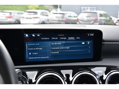 Mercedes-Benz A 180 CDI Progressive 8G-DCT