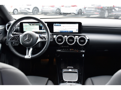 Mercedes-Benz A 180 CDI Progressive 8G-DCT