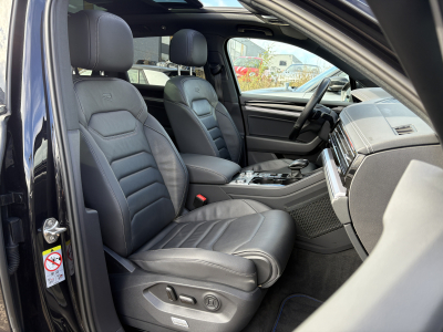 Volkswagen Touareg R 4Motion eHybrid/ ERGO CONFORT/VIRTUAL/PANORAMA