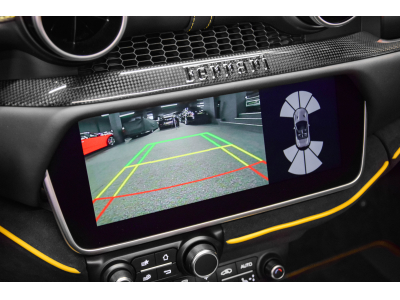 Ferrari Portofino M / EXTRARANGE - VIOLA HONG KONG