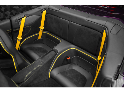 Ferrari Portofino M / EXTRARANGE - VIOLA HONG KONG