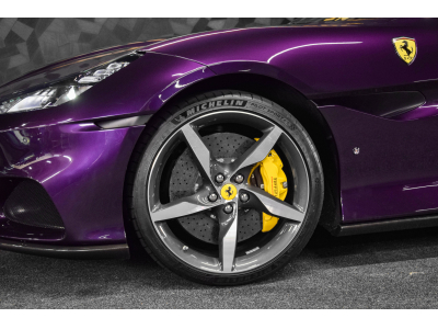 Ferrari Portofino M / EXTRARANGE - VIOLA HONG KONG