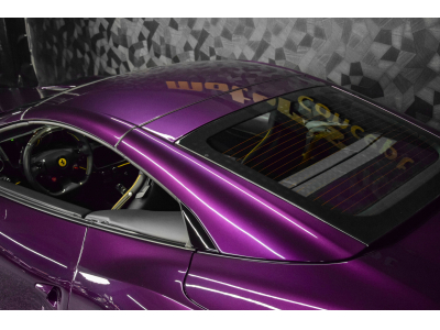 Ferrari Portofino M / EXTRARANGE - VIOLA HONG KONG