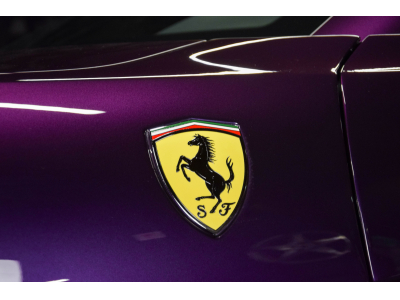 Ferrari Portofino M / EXTRARANGE - VIOLA HONG KONG